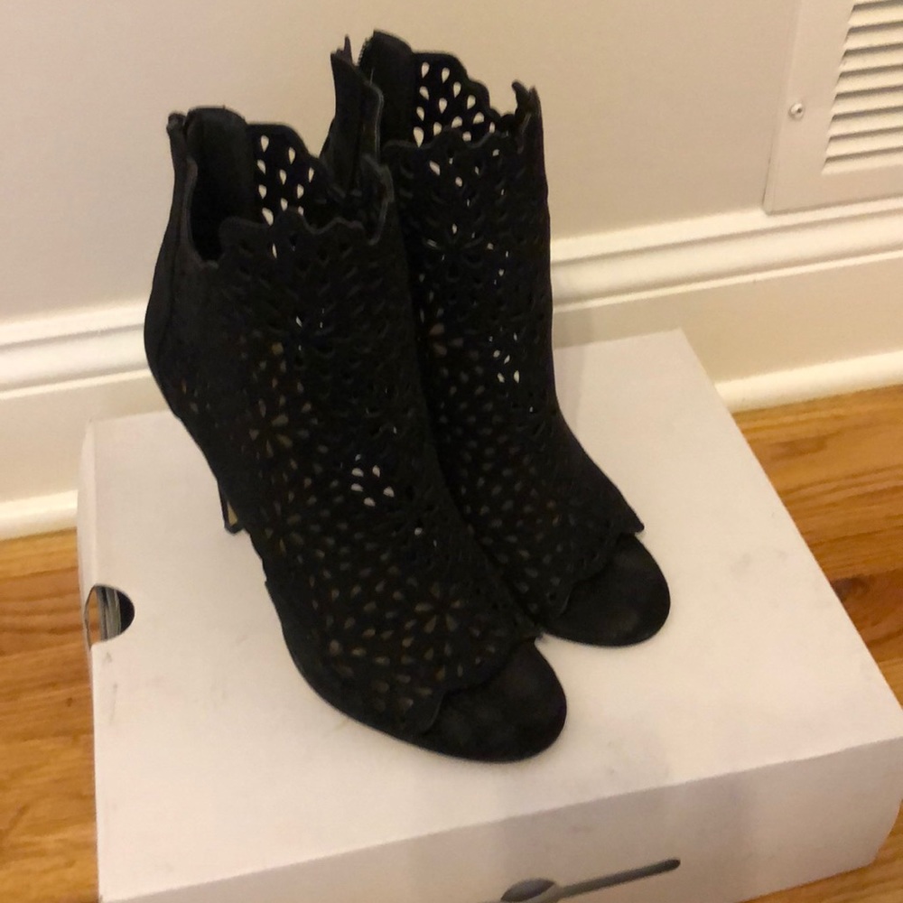 Aldo open toe booties 👠👠👠